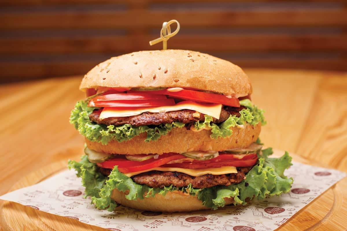 3O7A8924-1-1.jpg Double Cheeseburger - Image 1