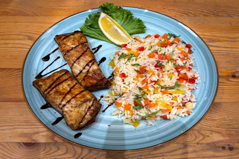 STERLED GRILL WITH RICE